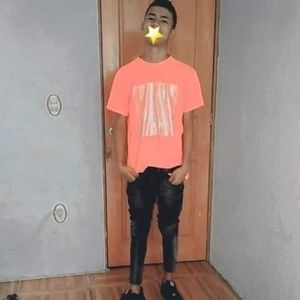 Meet your Posher, Elias